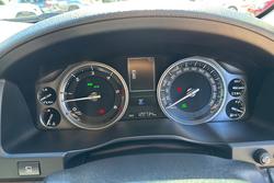 2019 Toyota
Landcruiser VX