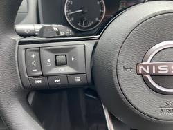 2025 Nissan X-TRAIL ST