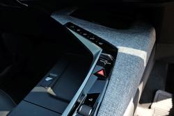 2025 Peugeot 3008 Allure Hybrid