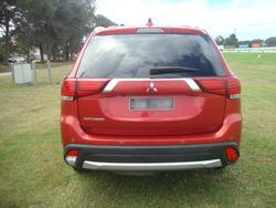 2017 Mitsubishi Outlander LS
