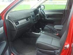 2017 Mitsubishi Outlander LS