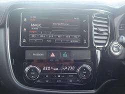 2017 Mitsubishi Outlander LS