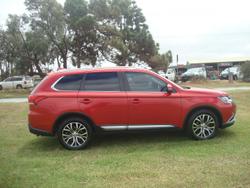 2017 Mitsubishi Outlander LS