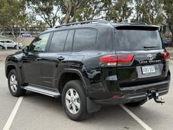 2025 Toyota Landcruiser GXL