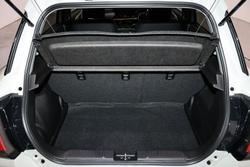 2025 Suzuki Swift Hybrid GLX