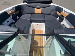 2023 MasterCraft XT22