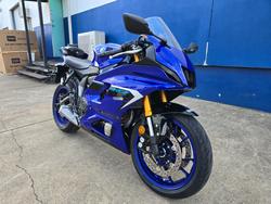 2025 Yamaha YZF-R7LA BLUE/BLACK