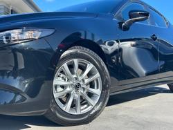 2025 Mazda 3 G20 Pure