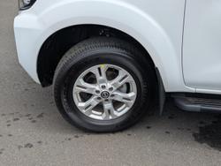 2021 Nissan Navara ST