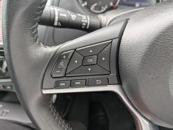 2021 Nissan Navara ST