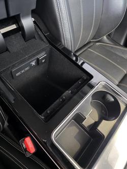 2019 Land Rover Range Rover Velar P250 SE L560 MY20 AWD Fuji White