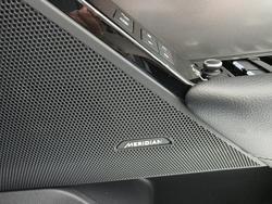 2019 Land Rover Range Rover Velar P250 SE L560 MY20 AWD Fuji White