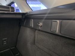 2019 Land Rover Range Rover Velar P250 SE L560 MY20 AWD Fuji White