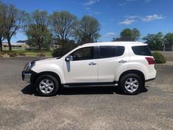 2016 Isuzu
MU-X LS-T
