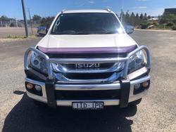 2016 Isuzu
MU-X LS-T