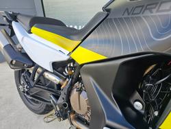 2022 HUSQVARNA NORDEN 901 GREY