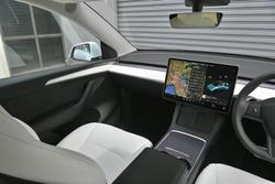 2023 Tesla Model Y Performance AWD Pearl White