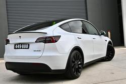 2023 Tesla Model Y Performance AWD Pearl White