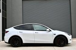 2023 Tesla Model Y Performance AWD Pearl White