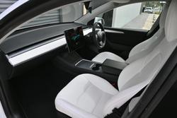 2023 Tesla Model Y Performance AWD Pearl White