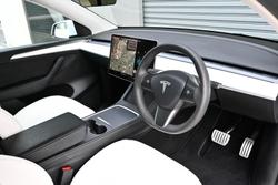 2023 Tesla Model Y Performance AWD Pearl White