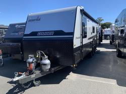 Essential Caravans Cruiser V10 22'10'