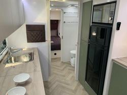 2025 Essential Caravans Cruiser V10 22'10'