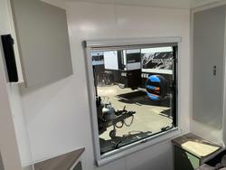 2025 Essential Caravans Cruiser V10 22'10'