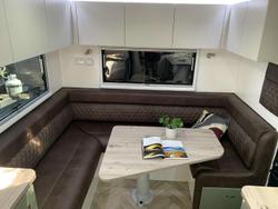 2025 Essential Caravans Cruiser V10 22'10'