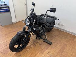 2025 Kawasaki VULCAN S Black