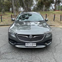 2018 Holden Calais