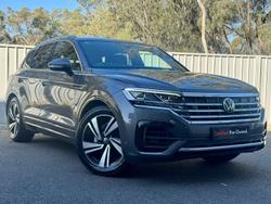 2022 Volkswagen Touareg 210TDI R-Line