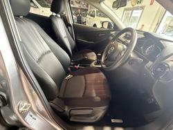 2016 Mazda
                2 Neo