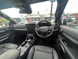 2025 Ford Everest Platinum