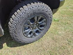 2025 Chevrolet Silverado 1500 ZR2 W/Tech Pack T1 MY25 4X4 Red Hot