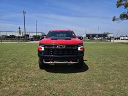 2025 Chevrolet Silverado 1500 ZR2 W/Tech Pack T1 MY25 4X4 Red Hot