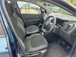 2017 RENAULT CAPTUR ZEN