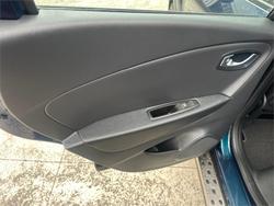 2017 RENAULT CAPTUR ZEN