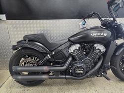 2019 INDIAN SCOUT BOBBER THUNDER BLACK BLACK