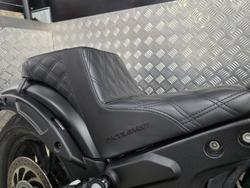 2019 INDIAN SCOUT BOBBER THUNDER BLACK BLACK