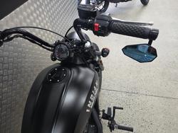 2019 INDIAN SCOUT BOBBER THUNDER BLACK BLACK