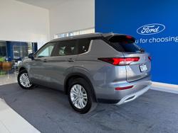 2022 Mitsubishi Outlander LS