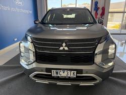 2022 Mitsubishi Outlander LS