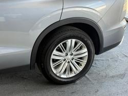 2022 Mitsubishi Outlander LS