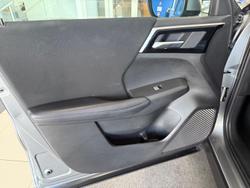 2022 Mitsubishi Outlander LS