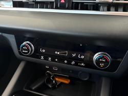 2022 Mitsubishi Outlander LS