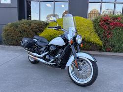 2015 Kawasaki VULCAN 900 CUSTOM White