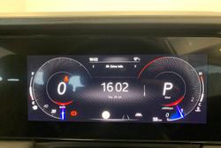 2025 Mahindra XUV700 AX7L