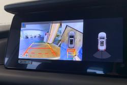 2025 Mahindra XUV700 AX7L