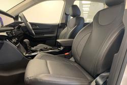 2025 Mahindra XUV700 AX7L